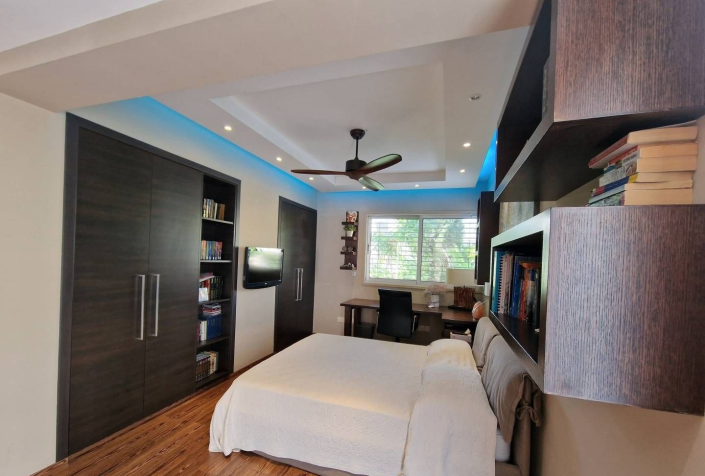 Image No.18-3 Bed Apartment for sale