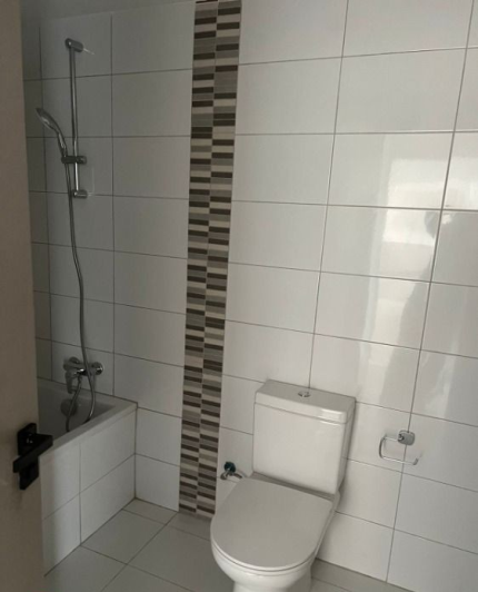 Image No.12-3 Bed Apartment for sale