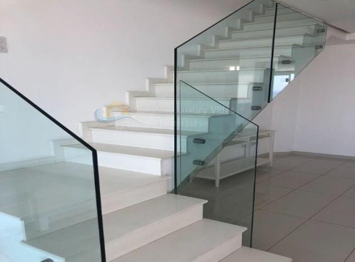 Image No.9-3 Bed Apartment for sale