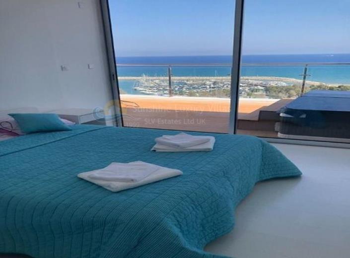 Image No.11-3 Bed Apartment for sale