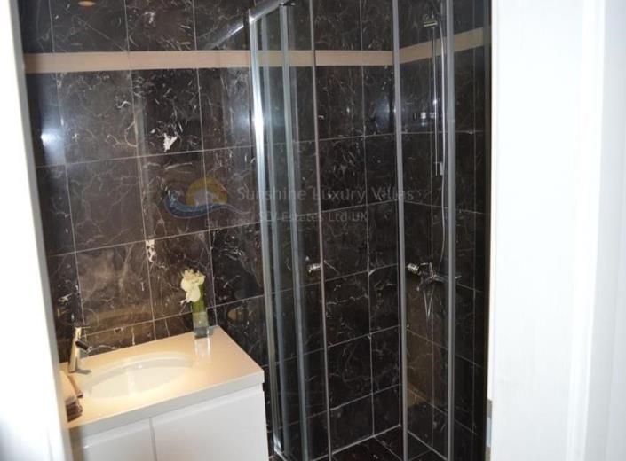 Image No.14-2 Bed Apartment for sale