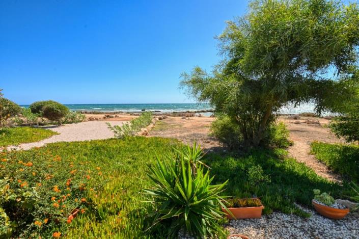 Image No.21-3 Bed Villa for sale