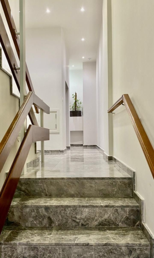 Image No.40-3 Bed Apartment for sale