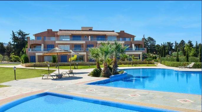 Image No.8-2 Bed Townhouse for sale