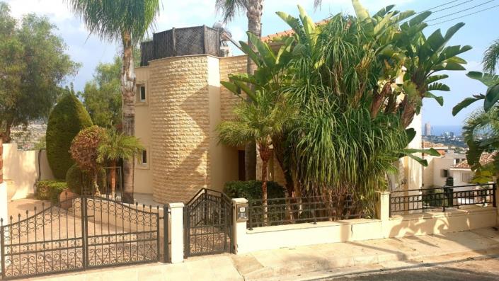 Image No.3-4 Bed House/Villa for sale
