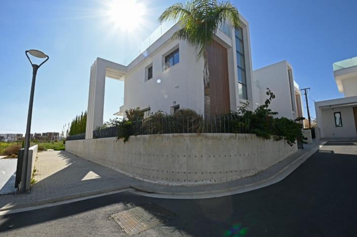 Image No.26-4 Bed House/Villa for sale
