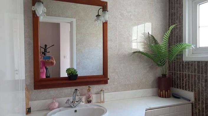 Image No.6-3 Bed Apartment for sale