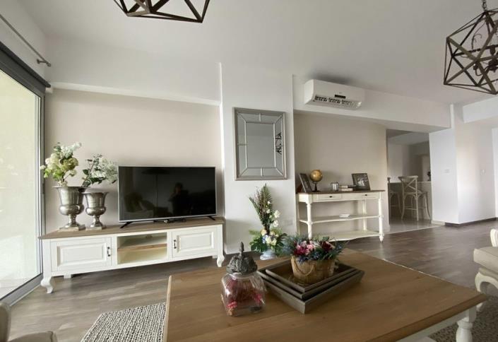 Image No.3-3 Bed Apartment for sale