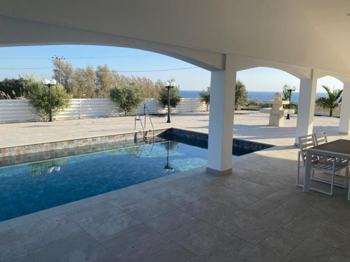 Image No.20-4 Bed Villa for sale