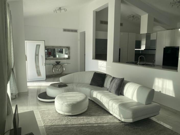 Image No.6-4 Bed Villa for sale