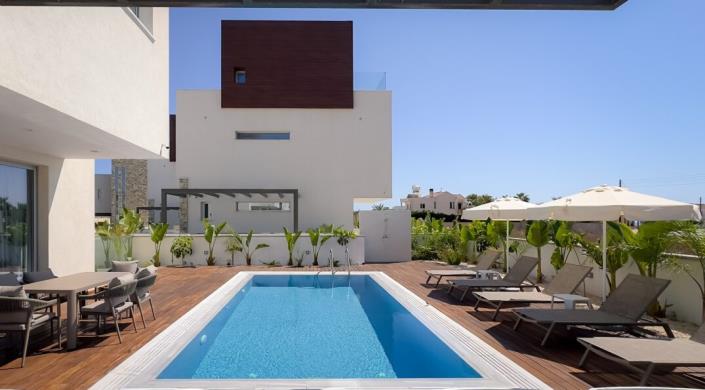 Image No.32-4 Bed Villa / Detached for sale