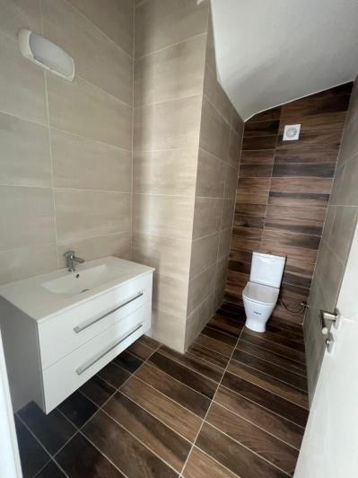 Image No.20-3 Bed Villa for sale