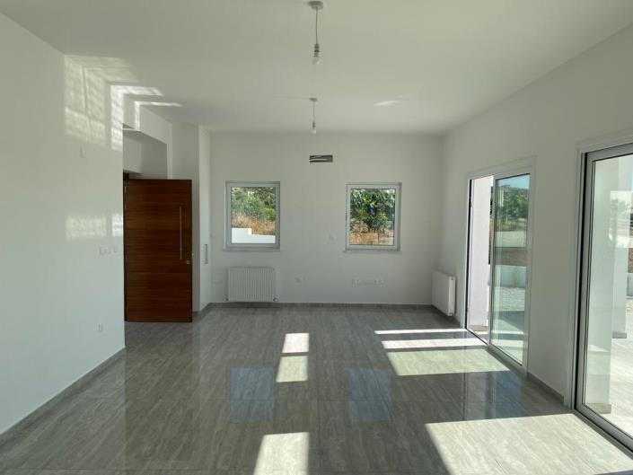 Image No.8-3 Bed Villa for sale