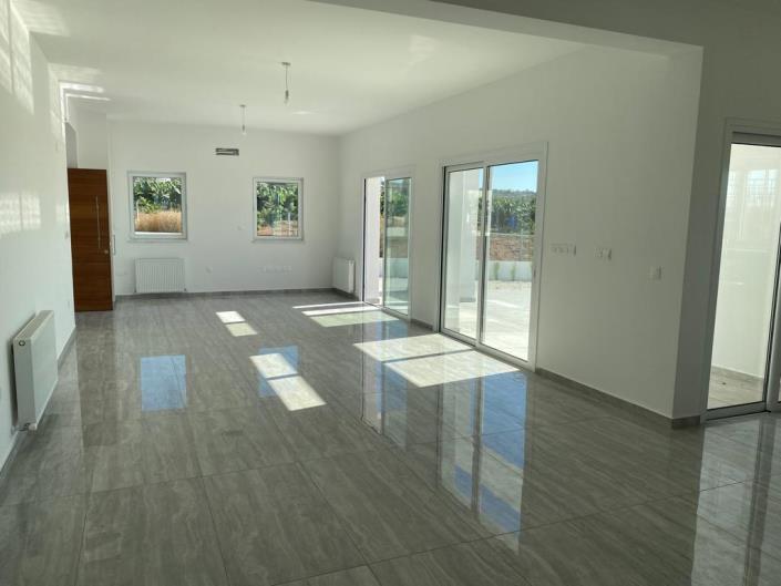 Image No.9-3 Bed Villa for sale