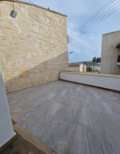 Image No.15-2 Bed House for sale