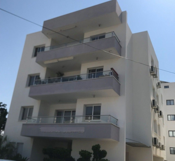 Image No.2-18 Bed Commercial for sale