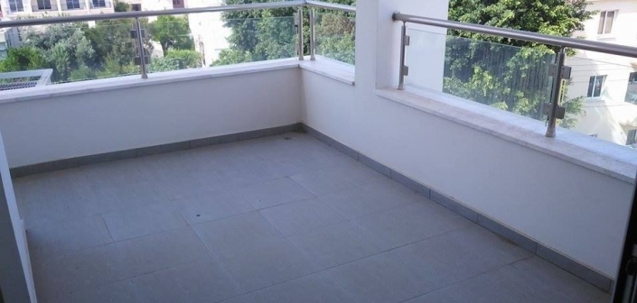 Image No.6-18 Bed Commercial for sale