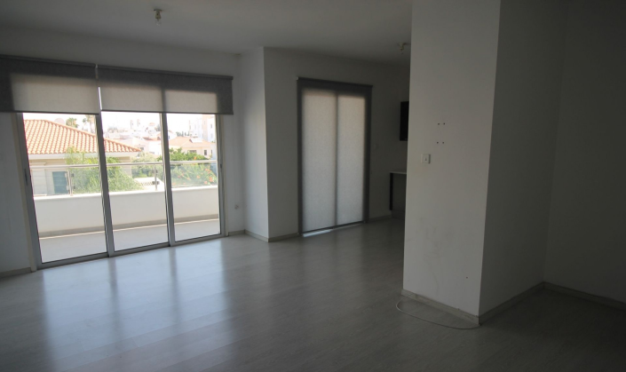 Image No.12-18 Bed Commercial for sale