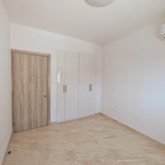 Image No.15-3 Bed Apartment for sale