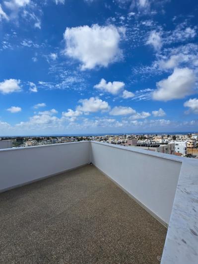 Image No.11-2 Bed Townhouse for sale