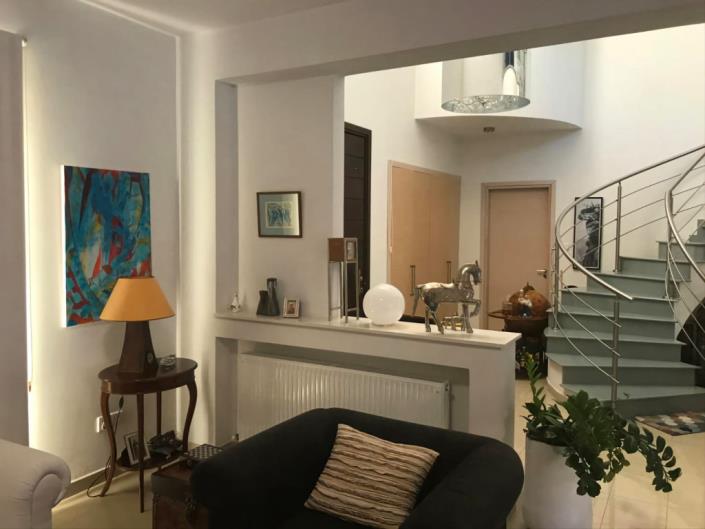 Image No.5-5 Bed Villa for sale