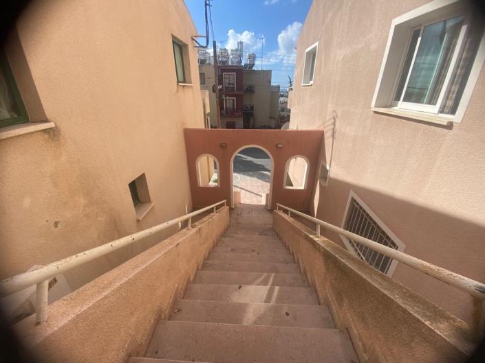 Image No.17-3 Bed Apartment for sale