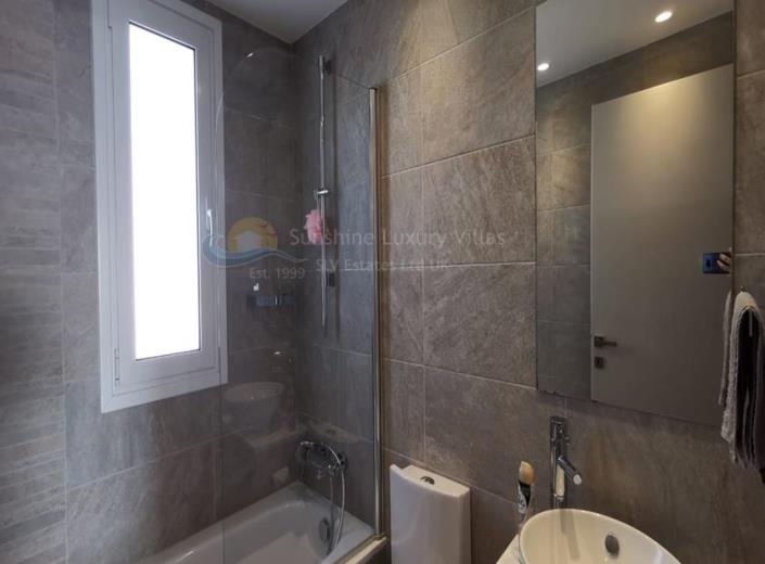 Image No.10-2 Bed Apartment for sale