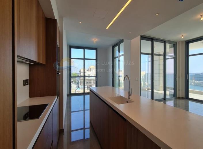 Image No.8-4 Bed Apartment for sale