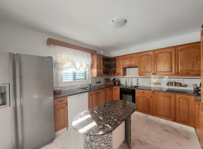 Image No.8-3 Bed Villa for sale