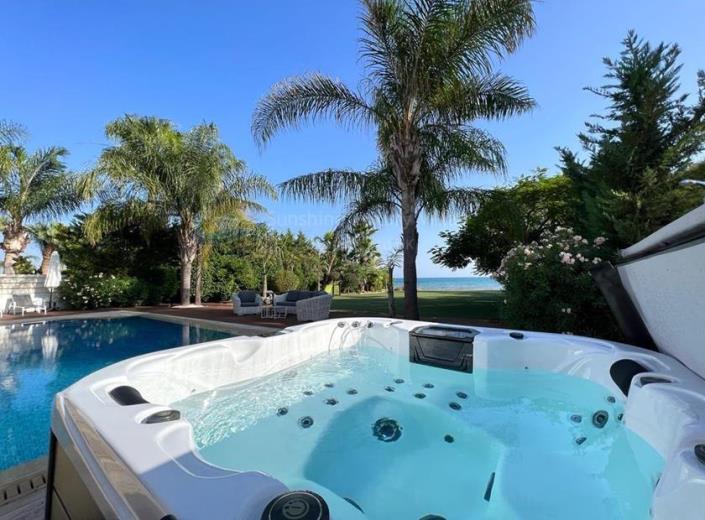 Image No.13-3 Bed Villa for sale