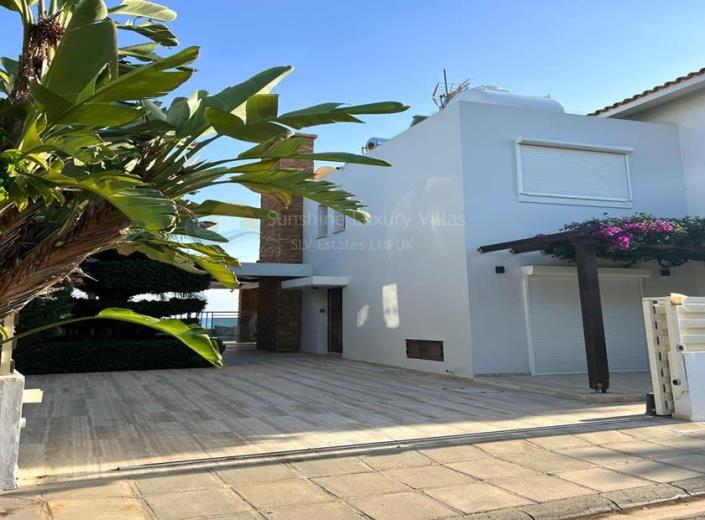 Image No.24-3 Bed Villa for sale