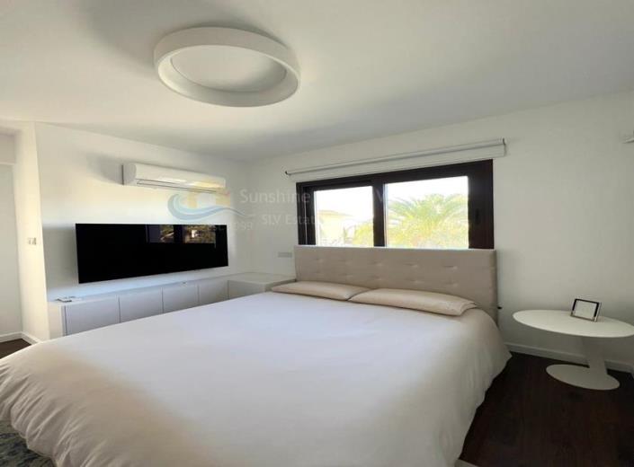 Image No.26-3 Bed Villa for sale