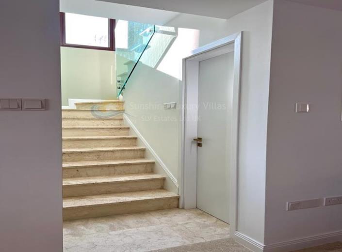 Image No.46-3 Bed Villa for sale