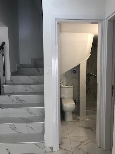 Image No.10-4 Bed Maisonette for sale