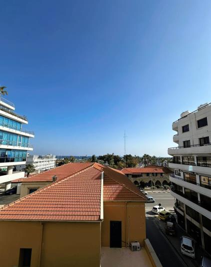 Image No.22-2 Bed Apartment for sale