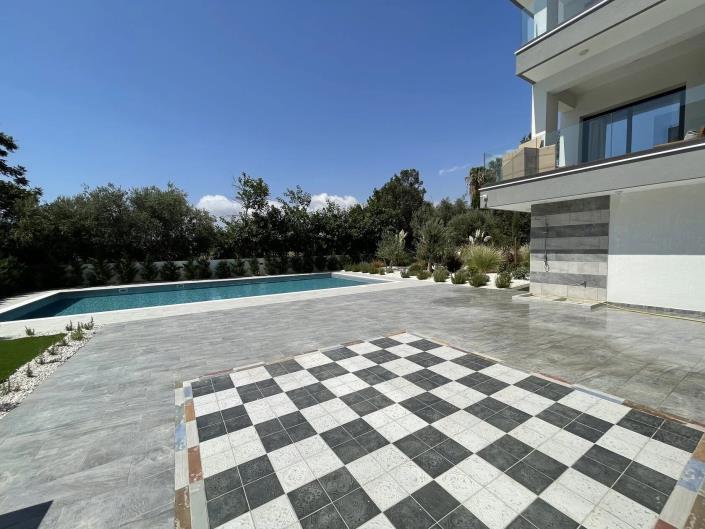 Image No.23-2 Bed Apartment for sale