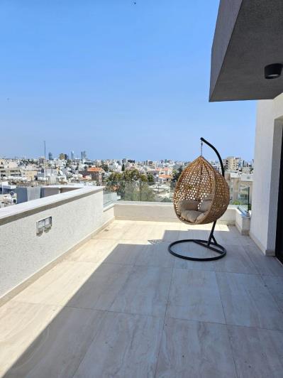 Image No.14-4 Bed Penthouse for sale