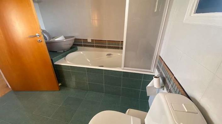 Image No.24-4 Bed Villa for sale