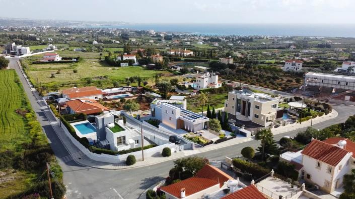 Image No.3-4 Bed Villa for sale