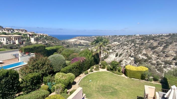 Image No.2-3 Bed Villa for sale