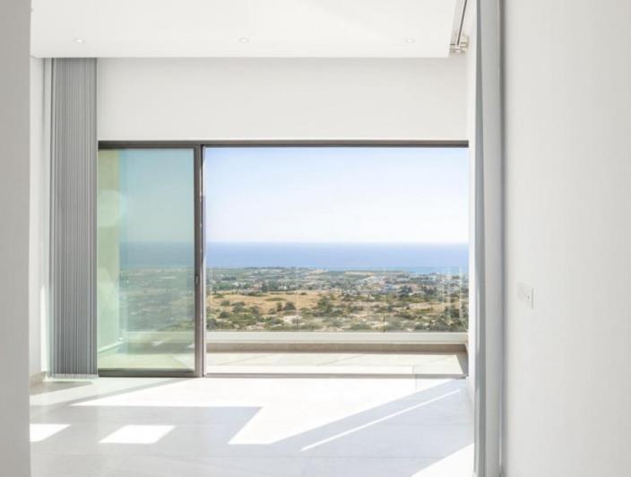 Image No.8-5 Bed Villa for sale