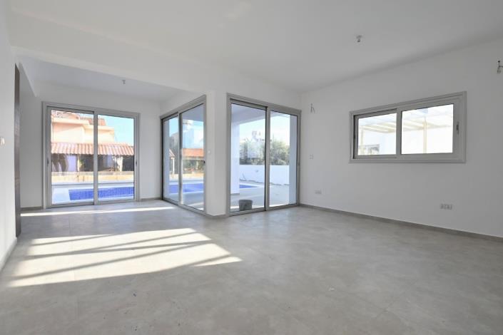 Image No.2-4 Bed House/Villa for sale