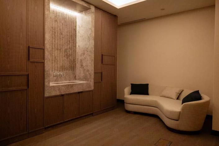 Image No.18-2 Bed Apartment for sale