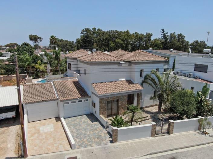 Image No.26-4 Bed Villa for sale