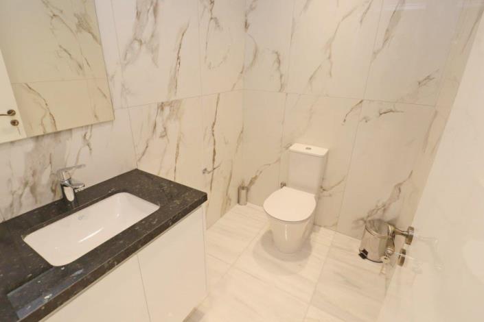 Image No.18-4 Bed Penthouse for sale