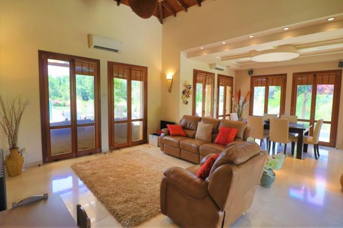 Image No.7-4 Bed Villa for sale
