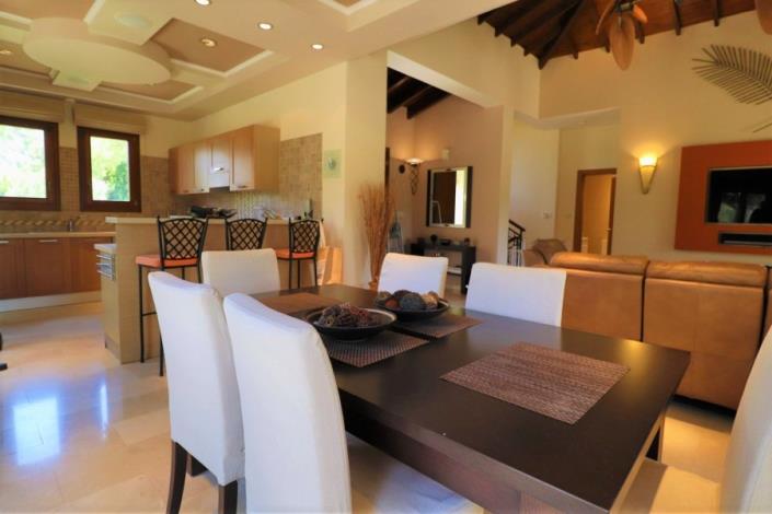 Image No.9-4 Bed Villa for sale