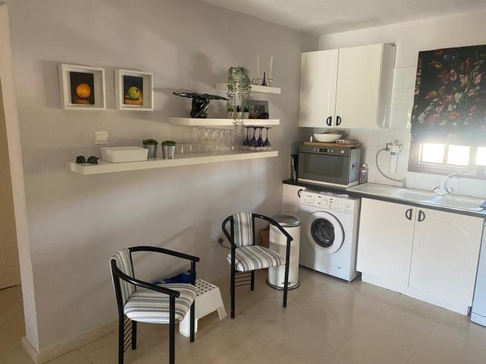 Image No.10-4 Bed Townhouse for sale