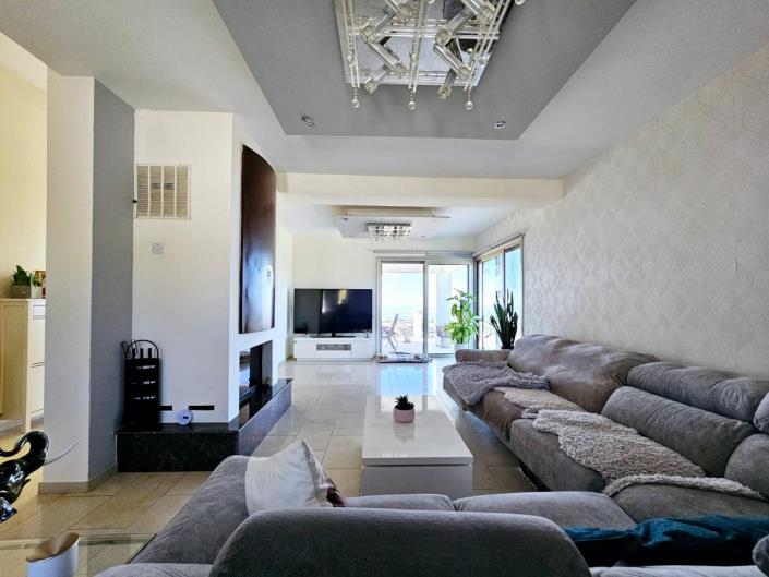 Image No.9-4 Bed Bungalow for sale