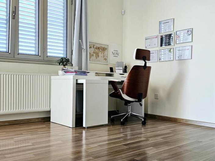 Image No.37-4 Bed Bungalow for sale